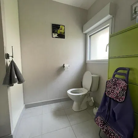 Modern And Bright Walk To With Garage בית נופש Berck