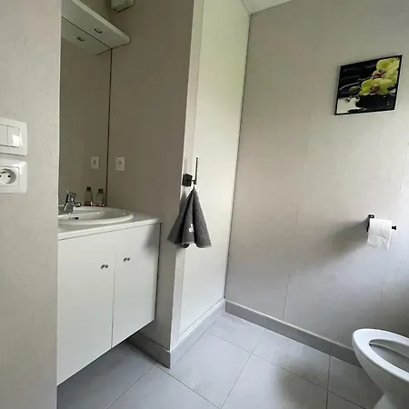 בית נופש Modern And Bright Walk To With Garage *