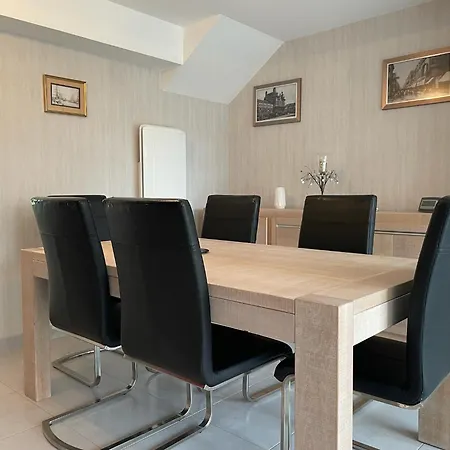 Modern And Bright Walk To With Garage בית נופש *