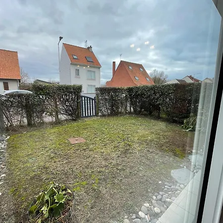 Modern And Bright Walk To With Garage * Berck